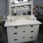 646 7361 MIRROR CHEST